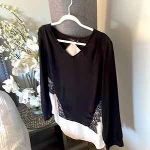High low, long sleeve, sheer top, loose fit